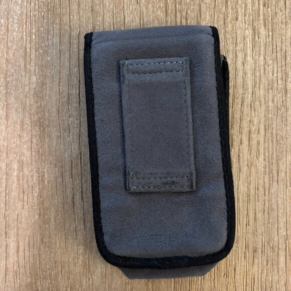 Contax T2 35mm Camera, Silver - With Case, Display Case and Strap - EX+ - Picture 9 of 11